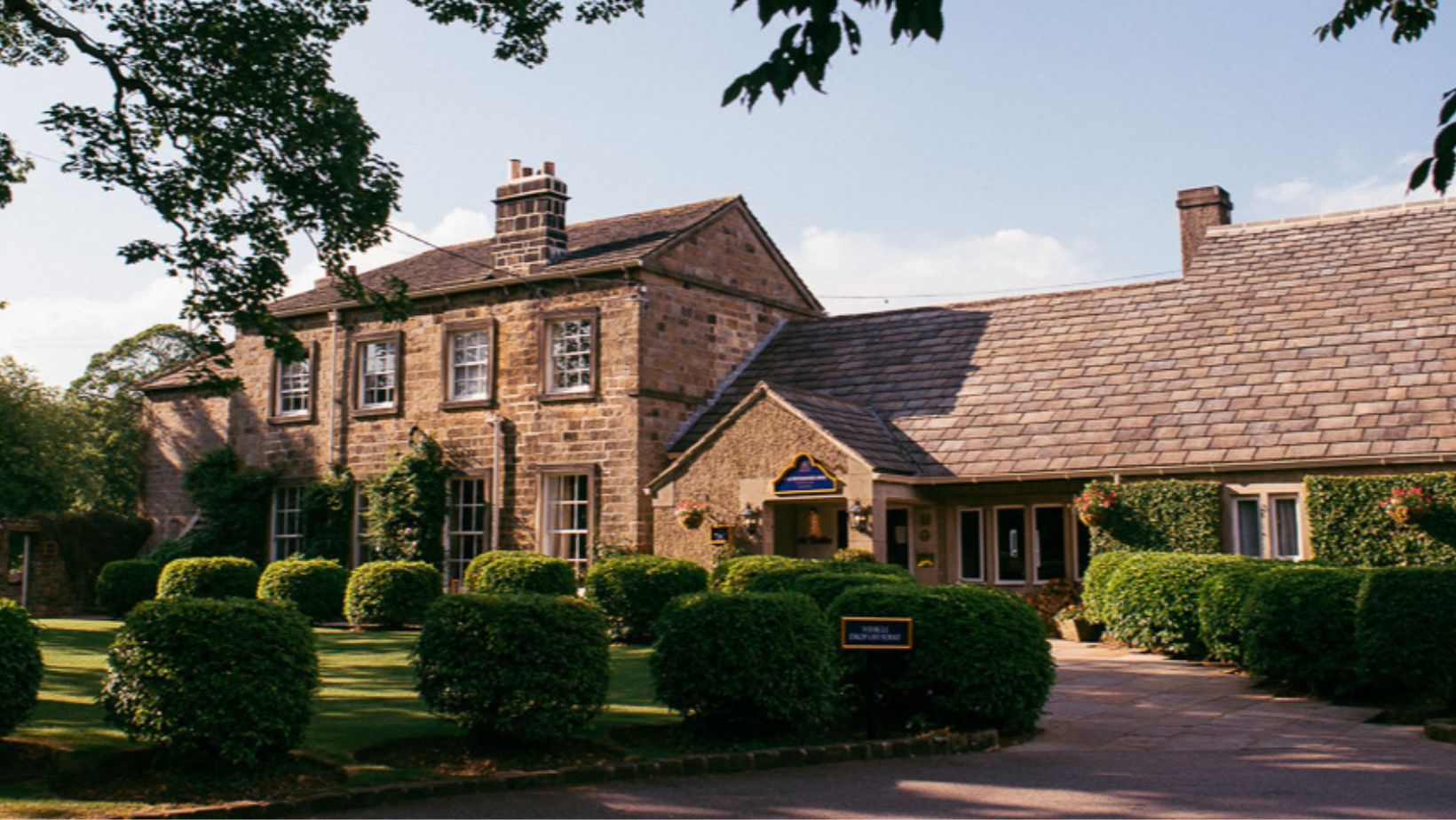 The Devonshire Arms Hotel
