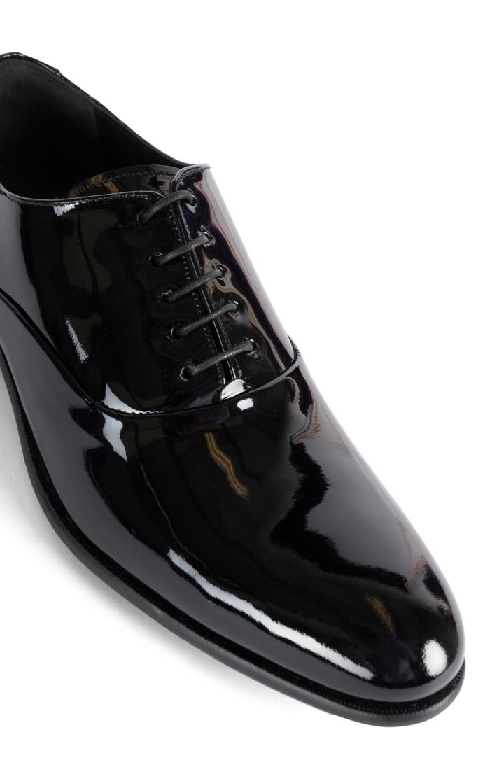 Shiny smart shoes outlet