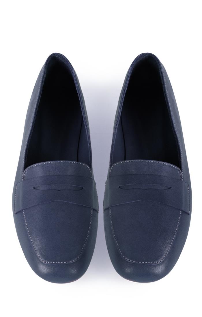 Navy sales moccasins ladies