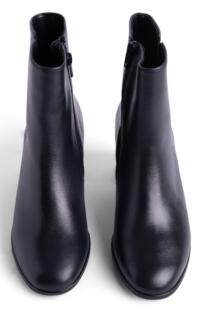 Plain leather boots on sale