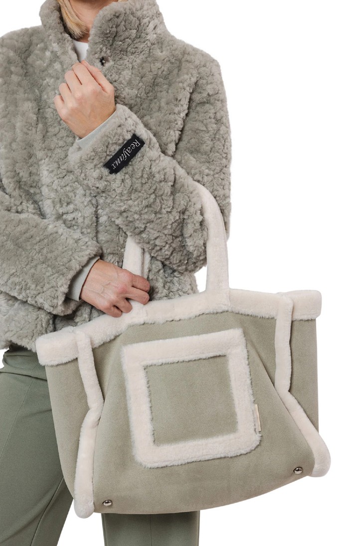 Sheepskin bag outlet