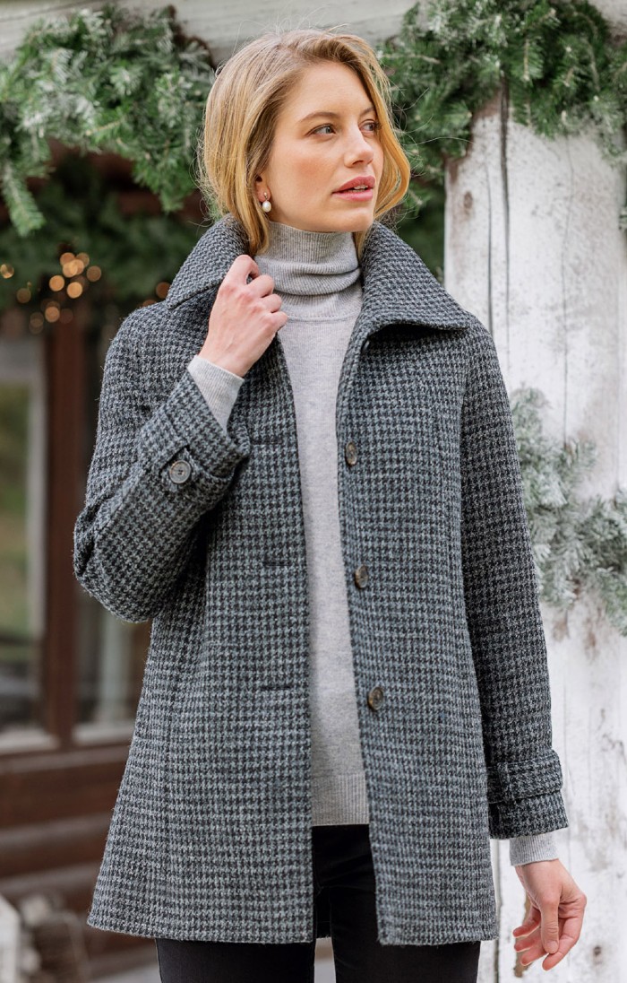 Double Houndstooth Harris Tweed Ladies Harris Tweed® Raglan Coat