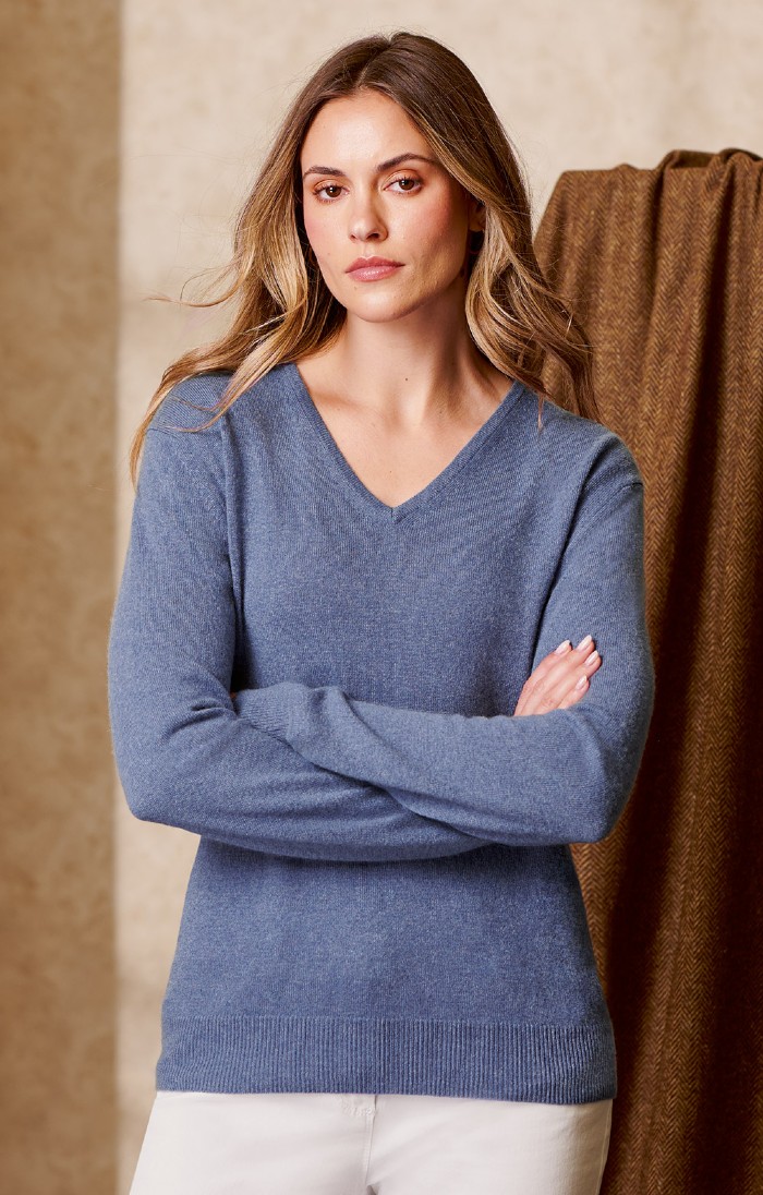 Ladies Cashmere 2 Ply BlueV Neck House of Bruar