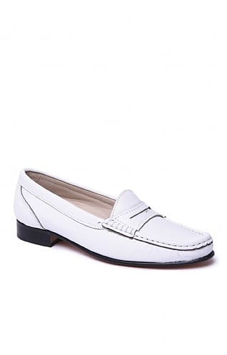 House of Bruar Soft Leather Penny Moccasin, Off White