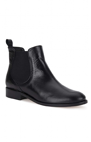 Leather Chelsea Boot