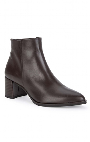 House of Bruar Ladies Leather Heeled Boot - Brown