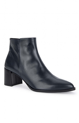House of Bruar Ladies Leather Heeled Boot - Navy Blue - Navy