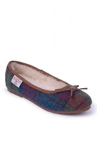 House of Bruar Ladies Harris Tweed Pumps, Raspberry Harris