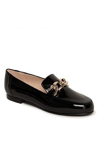 House of Bruar Ladies Leather Loafer with Chain, Patent Black