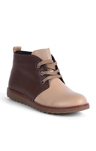 Aigle desert boots deals