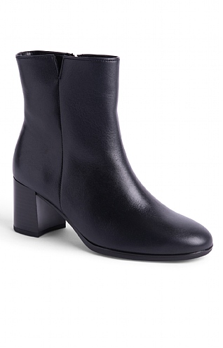 Gabor Ladies Heeled Plain Leather Ankle Boots, Midnight