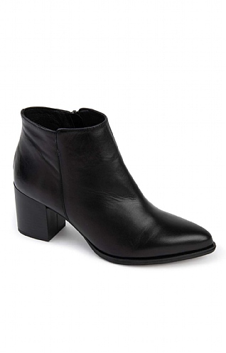 Leather Heeled Ankle Boot