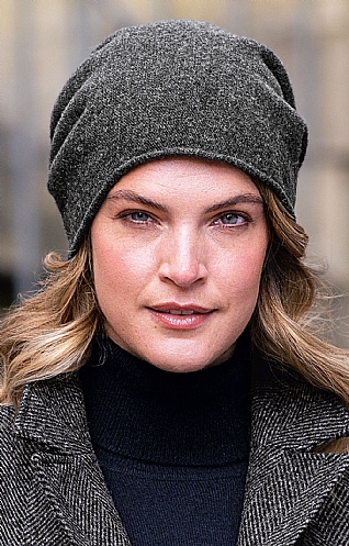 House of Bruar Slouchy Merino Beanie