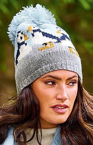 House of Bruar Ladies Lambswool Bobble Beanie, Puffin