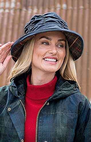 Chelsea Wax Hat