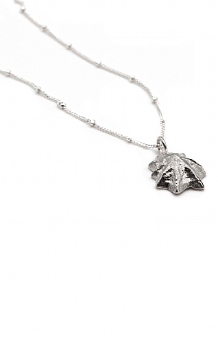 Dainty London Limpet Necklace