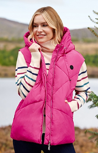 House Of Bruar Ladies Quilt Hooded Gilet, Fuchsia