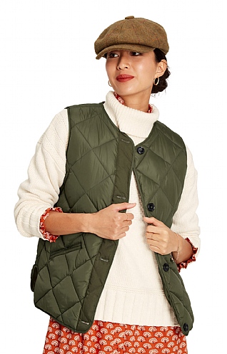 Ladies Joules Radley Diamond Quilted Gilet, Grape Leaf