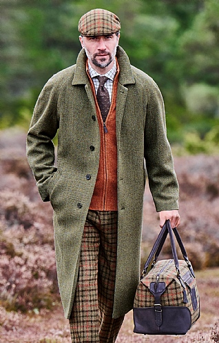 House of Bruar Raglan Sleeve Tweed Coat, Lovat/Brown Herringbone